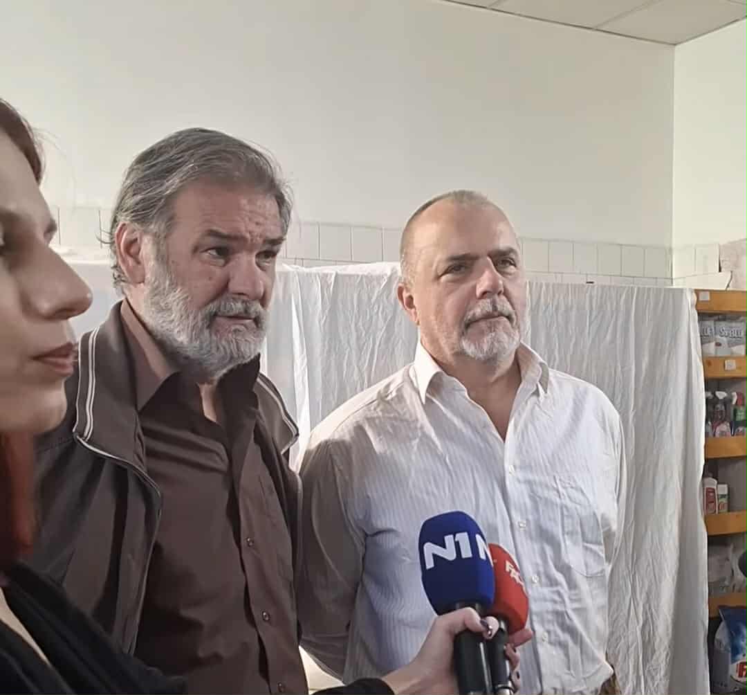 Jinsiy aloqa paytida sochlarni ushlash fotosurati